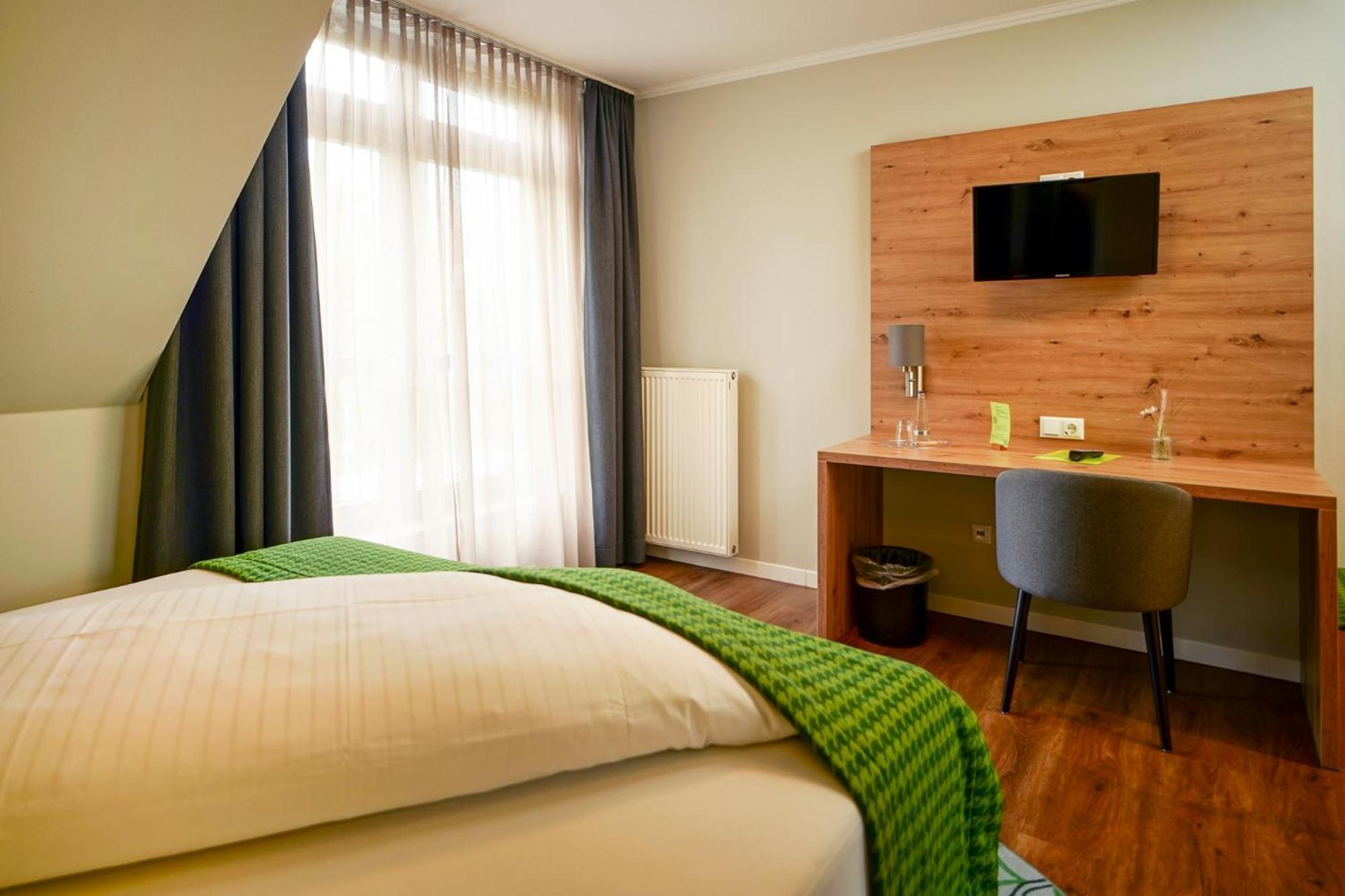 Hotel Lindenhof Bielefeld Zewnętrze zdjęcie
