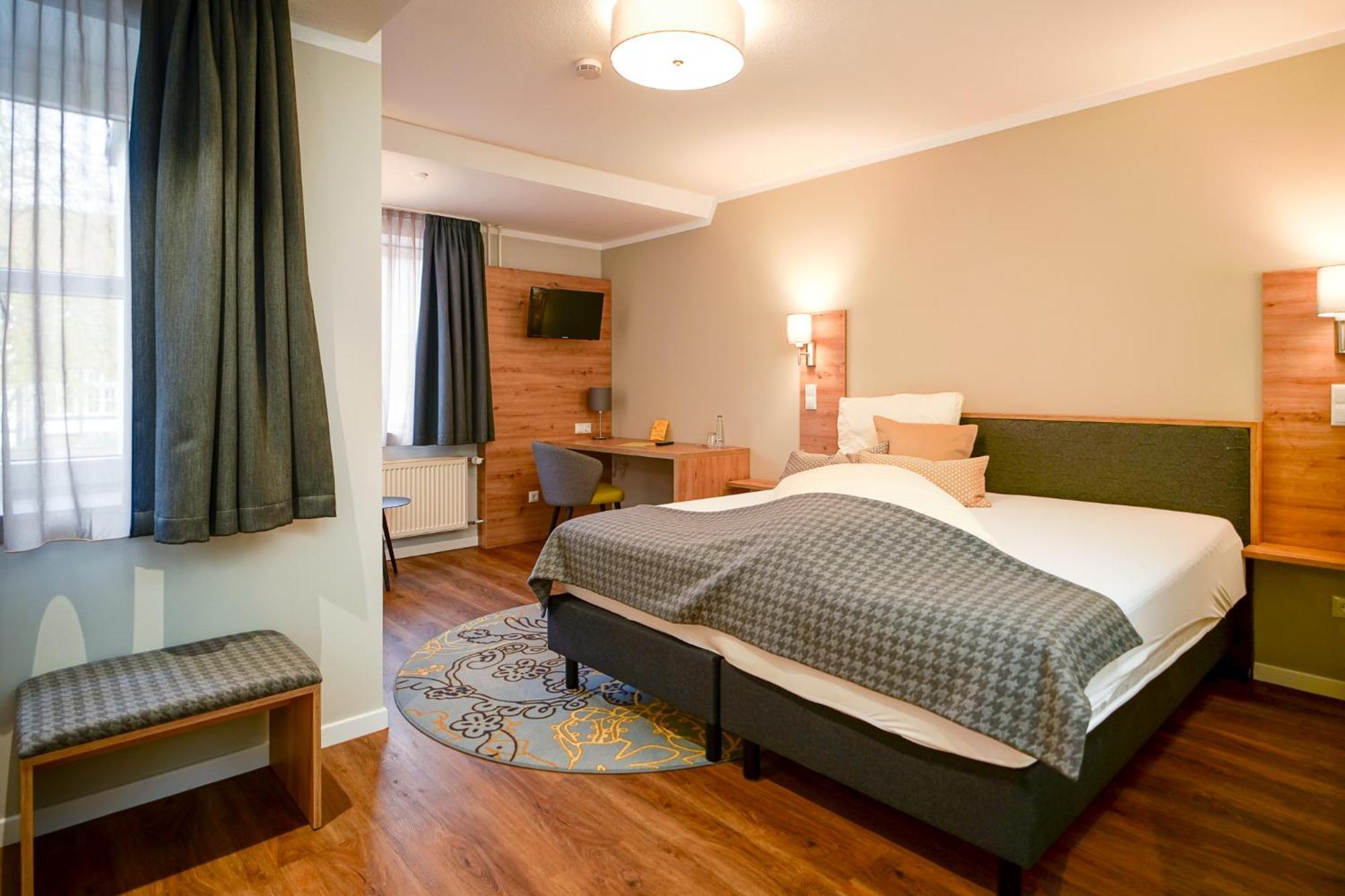 Hotel Lindenhof Bielefeld Zewnętrze zdjęcie