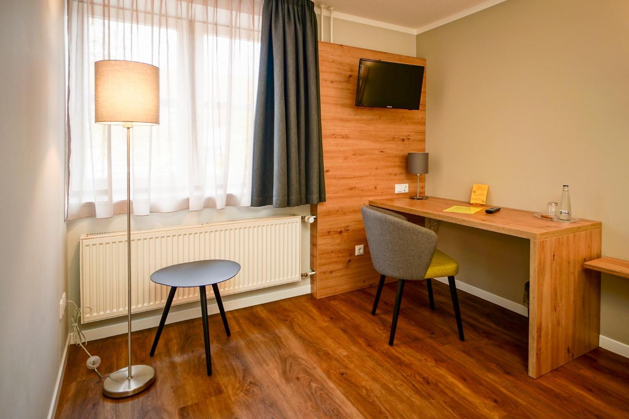 Hotel Lindenhof Bielefeld Zewnętrze zdjęcie